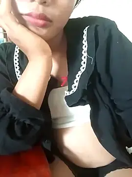 Stripchat Free Porn Cam of Hivi_06