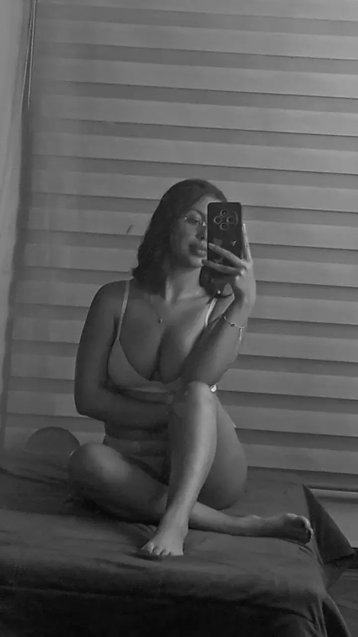 Tinaa_Monroe