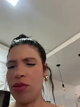 Stripchat Sex Cam of Rafaellaz