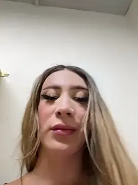 Stripchat Watch Live Sex Cams of bunny_bicht