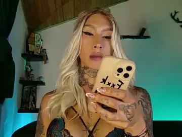 Stripchat Free Live Porn of Juana_777