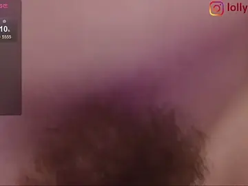 Stripchat Free Porn Cam of lolly_red_