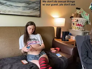 Stripchat Free Porn Cam of manicpixiedreamfrog