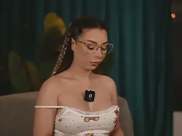 Stripchat Live Sex Cam of Assmerising