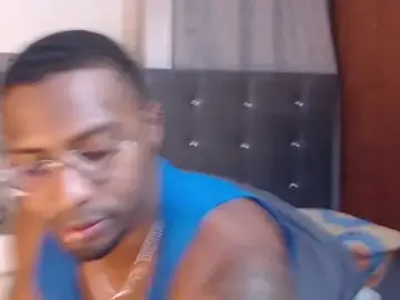 Stripchat Free Live Porn of IsiahMaxwell