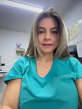 Stripchat Nude Webcam of alicee16