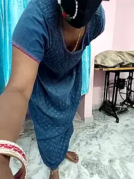 Stripchat Live Sex Cam of kruthika-telugu