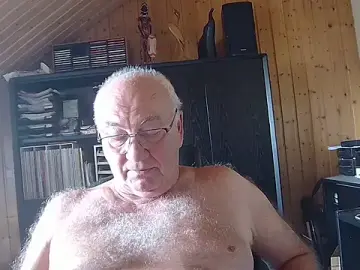Stripchat Best Webcam of biggandybig