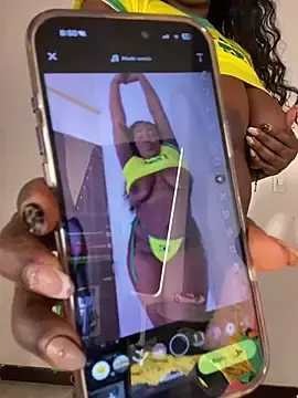 Stripchat Best Webcam of emilyrojas