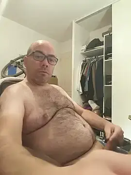Stripchat Free Porn Cam of veryverybigdick45