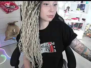 Stripchat Adult Webcam of HoneySallyMoore