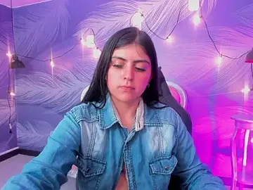Stripchat Free Porn Cam of MishRaven