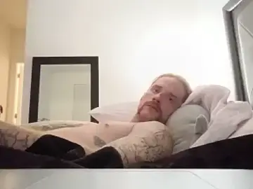 Stripchat Live Sex of RightishResolve