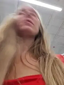 Stripchat Best live sex cam show of SkyelarsWorld