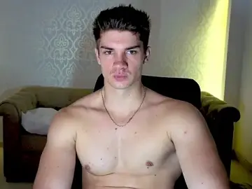 Stripchat Live Sex of MaxKaiden