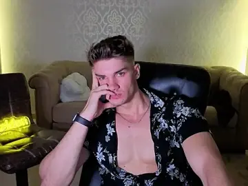 Stripchat Live Porn of MaxKaiden