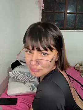 Stripchat Live Porn of Abrildqquino
