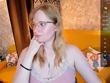Stripchat Watch Live Sex Cams of Aemilia_