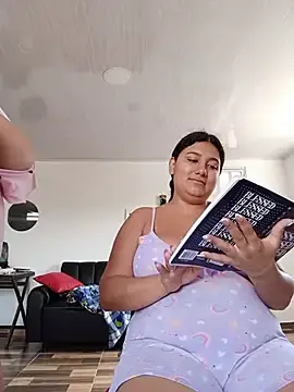 Stripchat Free Porn Cam of Sara_y_Amy