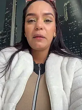 Stripchat Live Sex of Sara-77