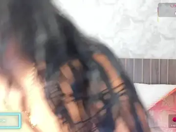Stripchat Adult Webcam of _SamantaGomez