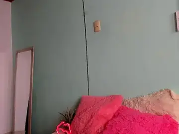 Stripchat Sex Cam of talia_mystic