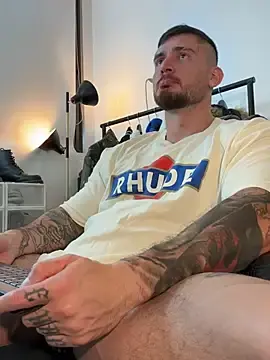 Stripchat Sex Cam of DimitriSullivan_
