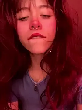 Stripchat Sex Cam of SuzzyyM
