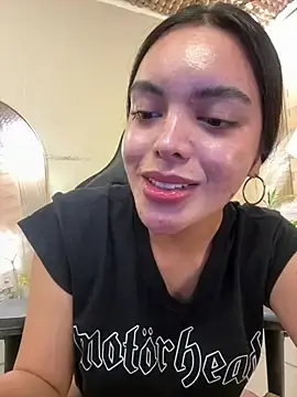 Stripchat Sex Cam of TS-SimplyTheBest