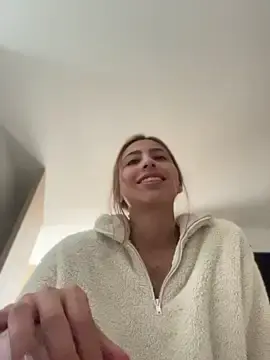 Stripchat Free Live Porn of Ameellie