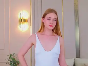 Stripchat Best live sex cam show of EmiliCarter