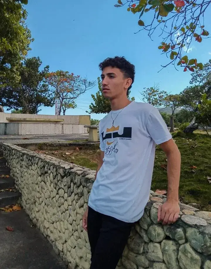 SexyboyHot2000