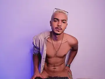 Stripchat Best Webcam of axelstone1