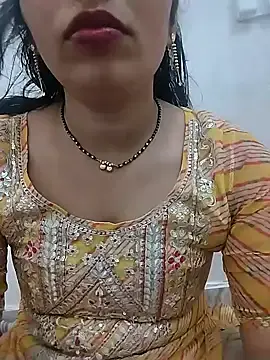 Stripchat Adult Video Chat of KAJALBHABHI_
