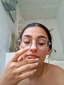 Stripchat Sex Cam of Ary-18