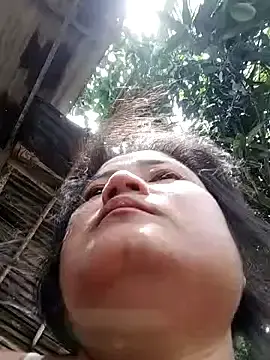 Stripchat Free Live Porn of BigAss-69