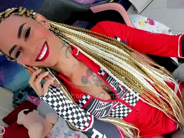 Stripchat Free Porn Cam of Nella_Dolls