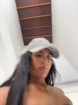 Stripchat Free Live Porn of MystiqueXXX