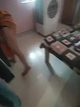 Stripchat Live Sex Cam of COUPLLE_VILLAGE