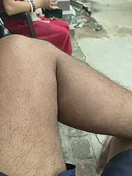 Stripchat Free Porn Cam of COUPLLE_VILLAGE