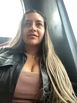 Stripchat Nude Webcam of alana_69
