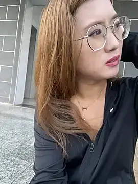 Stripchat Live Sex of redrose520