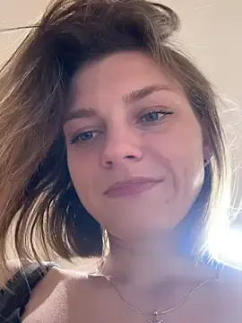 Stripchat Watch Live Sex Cams of ValenciaShock