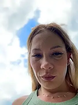 Stripchat Live Porn of LavenderHot