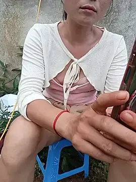 Stripchat Best Webcam of Linda-yiyi