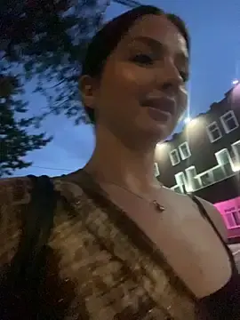 Stripchat Free Live Porn of KrisMagnoly