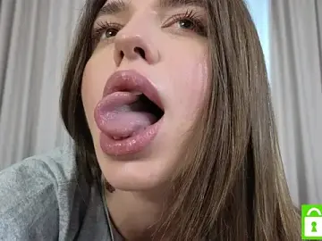 Stripchat Free Porn Cam of Deeptalkss