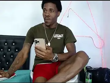 Stripchat Live Porn of Damian_hart_24CM