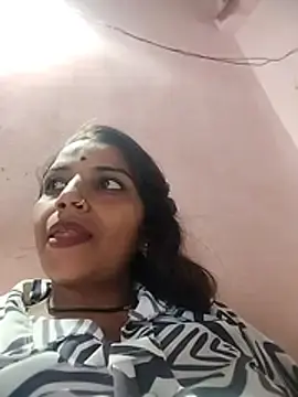Stripchat Live Sex Cam of Hot_soniya78