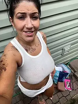 Stripchat Nude Webcam of LittleMissEeve
